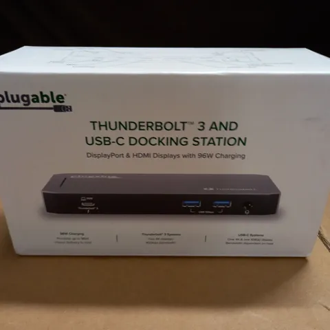 BOXED PLUGGABLE THUNDERBOLT 3 AND USB-C DOCKING STATION