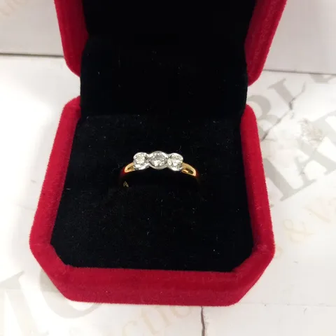 18CT GOLD THREE STONE RING RUB OVER SET WITH DIAMONDS