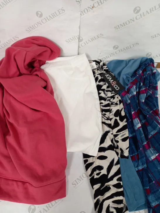 LOT OF 4 ASSORTED CLOTHES TO INCLUDE WHITE PANTS, RED HOODIE, ECT.