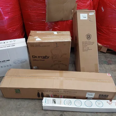 PALLET OF ASSORTED CONSUMER PRODUCTS TO INCLUDE: OFFICE CHAIR, CEILING FAN WITH LIGHT, LARGE ARTIFICIAL PLANT, FOLDING CHAIR, RETRACTABLE SAFETY GATE ECT