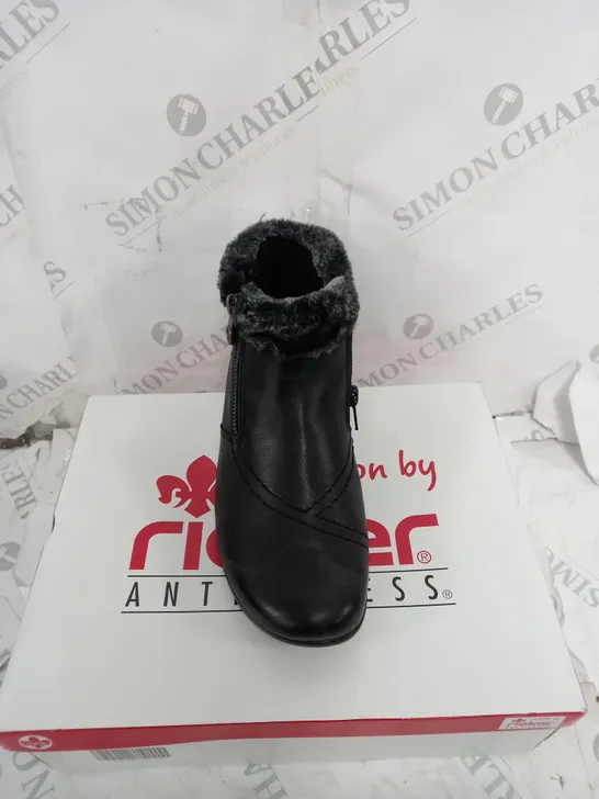 RIEKER FUR CUFF BOOT BLACK SIZE 4 - BOXED 