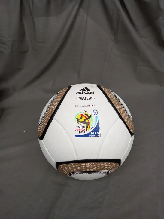 ADIDAS JABULANI 2010 SOUTH AFRICA WORLD CUP OFFICIAL MATCH BALL