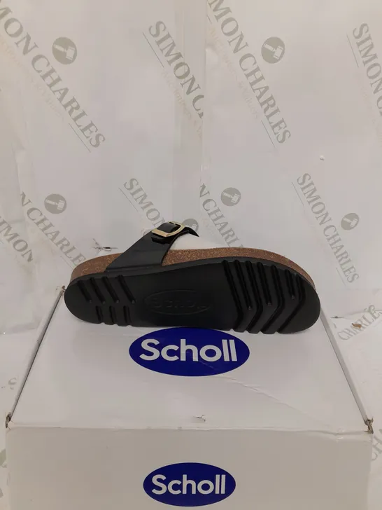 BOXED PAIR OF SCHOLL SANDALS IN BLACK SIZE 6 