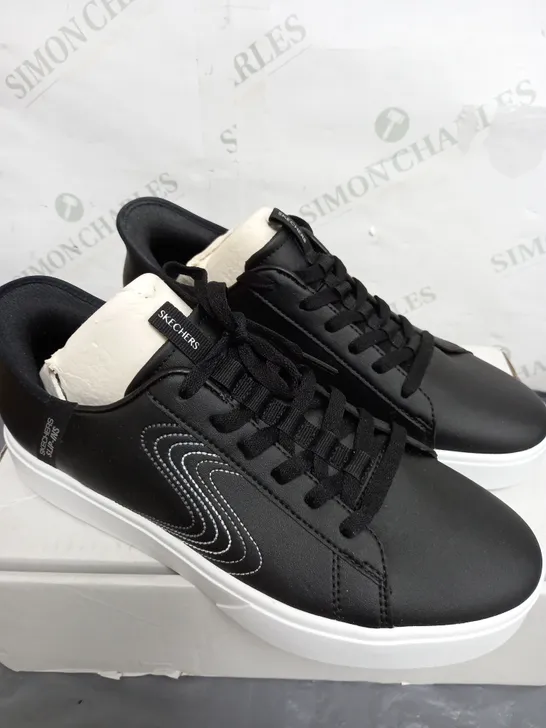 SKETCHERS BLACK LEATHER LOW TRAINERS - UK SIZE 8