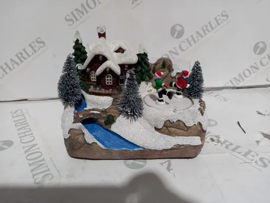 CHRISTMAS ICE SKATING DECORATION ORNAMENT 