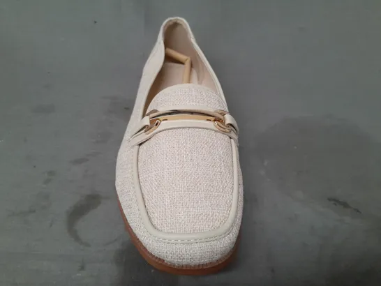 BOXED PAIR OF ASOS DESIGN WIDE FIT VERITY LOAFERS IN NATURAL UK SIZE 6