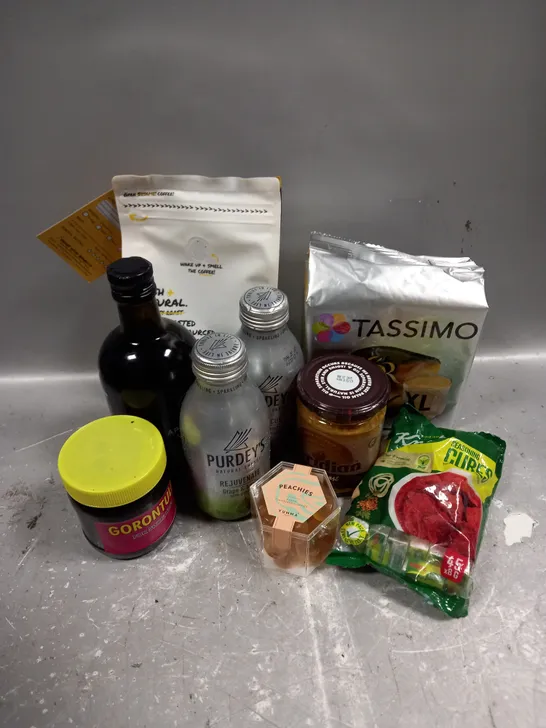 APPROXIMATELY 10 ASSORTED FOOD & DRINK ITEMS TO INCLUDE - PURDLEY'S REFOCUS DRINKS IN DARK FRUITS - MERIDIAN CRUNCHY PEANUT BUTTER - H&B DARK APPLE CIDER VINEGAR - ETC - COLLECTION ONLY