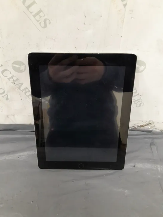 APPLE IPAD A1458 (4TH GEN) TABLET 