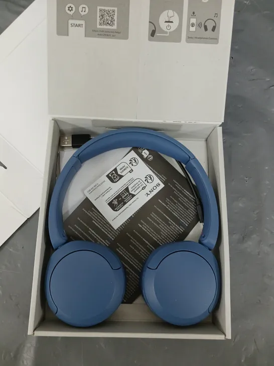 SONY WH-CH520 HEADPHONES 