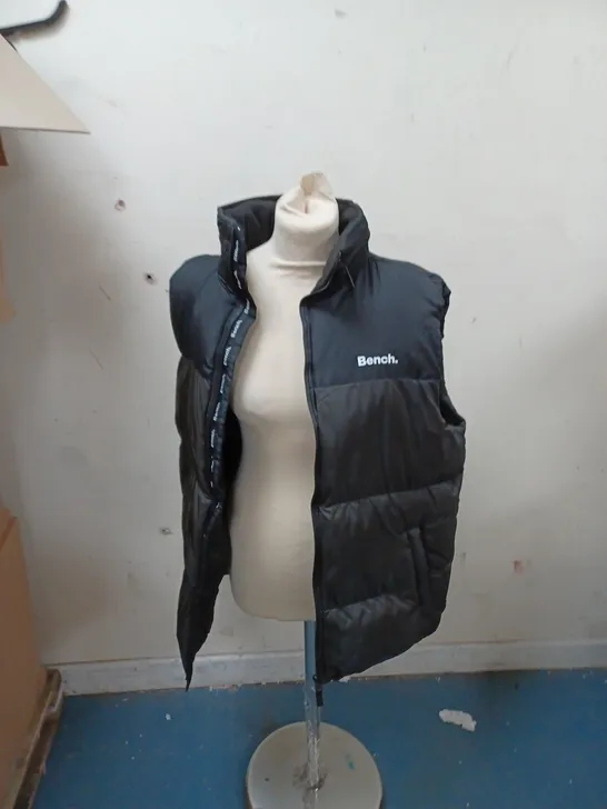 BENCH LARGE BLACK PUFFER GILET 