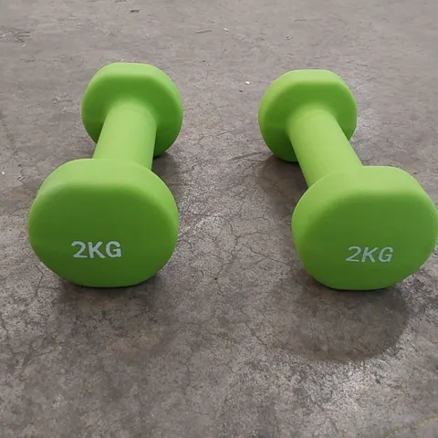 BOXED PAIR OF 2KG NEOPRENE DUMBELLS IN GREEN (1 BOX)