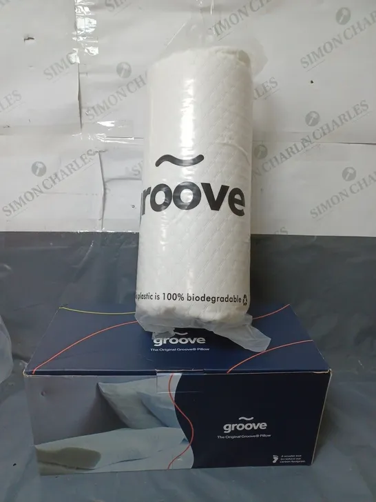 BOXED GROOVE MEMORY FOAM PILLOW