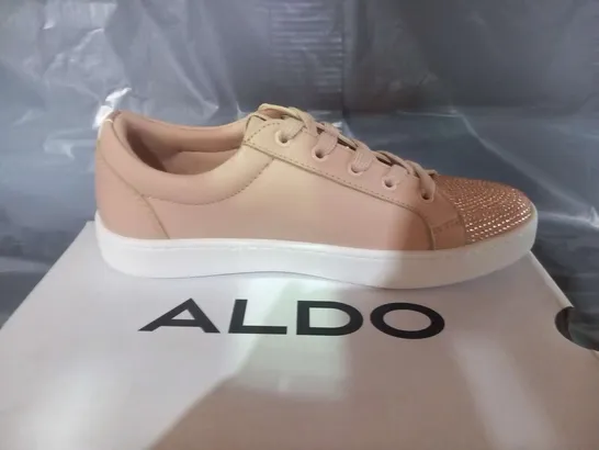 BOXED ALDO BRERIRIA PALE PINK SYNTHETIC SNEAKERS SIZE 3