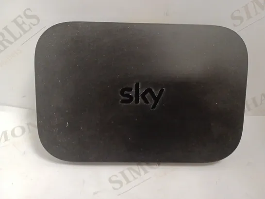 SKY Q SET TOP BOX