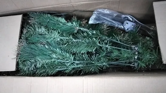 BOXED 6' H GREEN ARTIFICIAL PINE CHRISTMAS TREE 