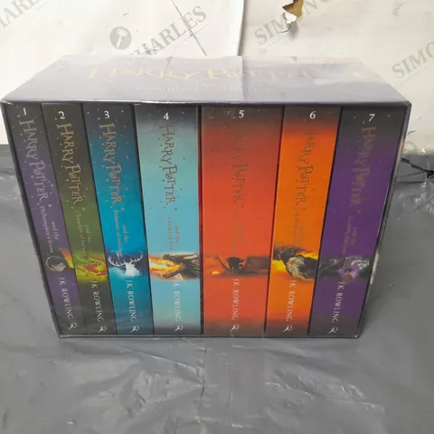 SEALED HARRY POTTER 7 BOOK SET