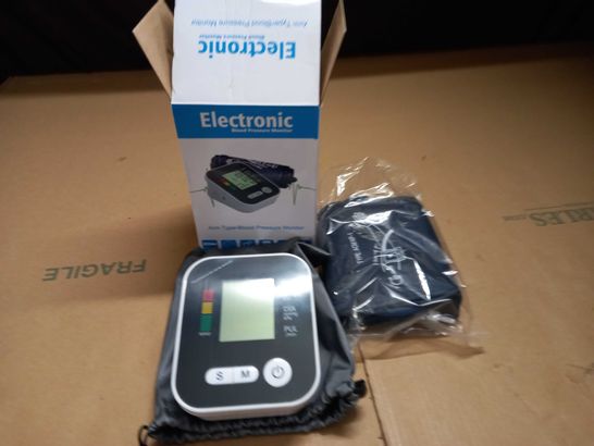 BOXED ELECTRONIC ARM TYPE-BLOOD PRESSURE MONITOR
