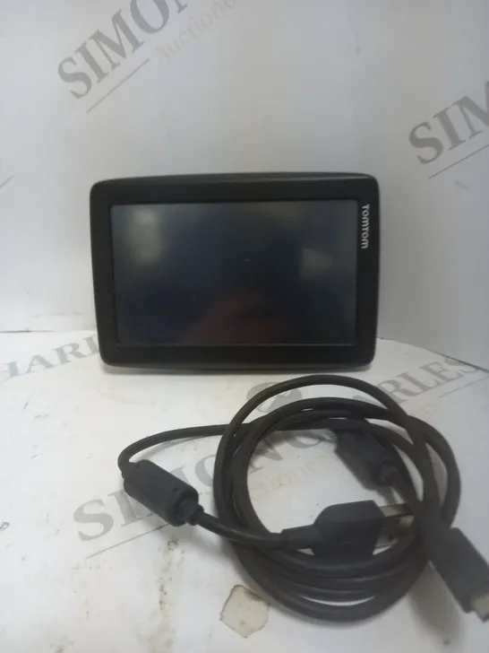 BOXED TOMTOM GO CLASSIC SAT NAV 