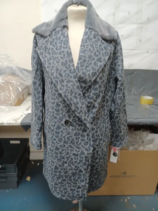 HELENE BERMAN LONDON LEOPARD COAT WITH FAUX FUR COLLAR SIZE 12