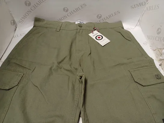 LAMBRELLA KHAKI GREEN DENIM SHORTS - SIZE 34W 