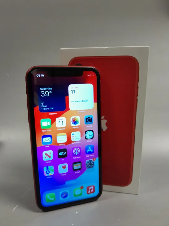 BOXED APPLE IPHONE 11 SMARTPHONE - (PRODUCT)RED 