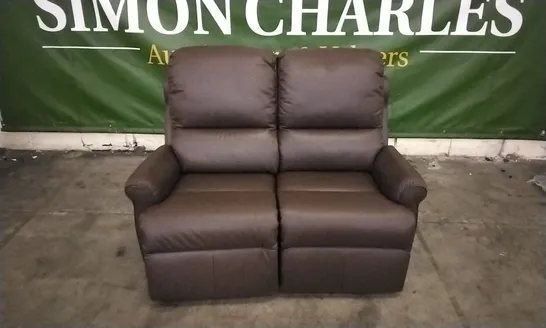 QUALITY BRITISH DESIGNED & MANUFACTURED G PLAN NEWMARKET 2 SEATER MANUAL RECLINER OXFORD CHOCOLATE LEATHER SOFA