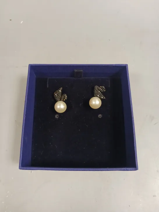 SWAROVSKI PENDANT PEARL EARRINGS 