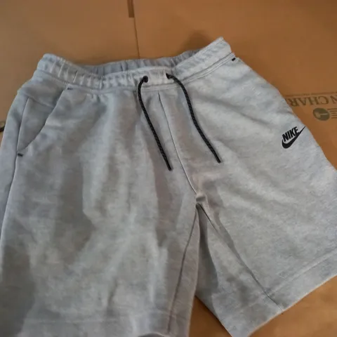 NIKE GREY FLEECE SHORTS - S