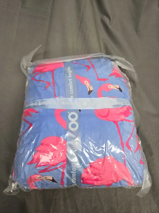 SEALED OODIE HOODED OVERSIZED BLANKET  - FLAMINGO