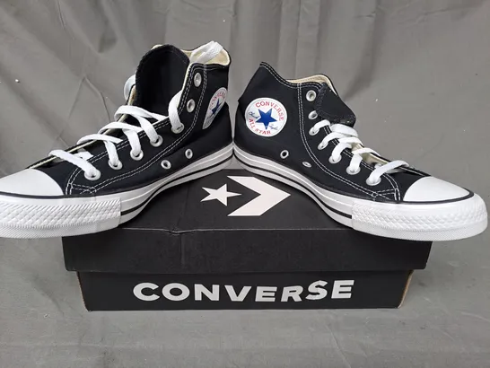 BOXED PAIR OF CONVERSE ALL STAR HI SHOES IN BLACK UK SIZE 5