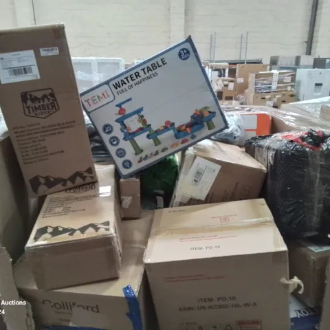 PALLET CONTAINING VARIOUS ASSORTED ITEMS TO INCLUDE: FOLDING BED, KIDS WATER TABLE, PROFESSIONAL HAIR DRYER ETC.