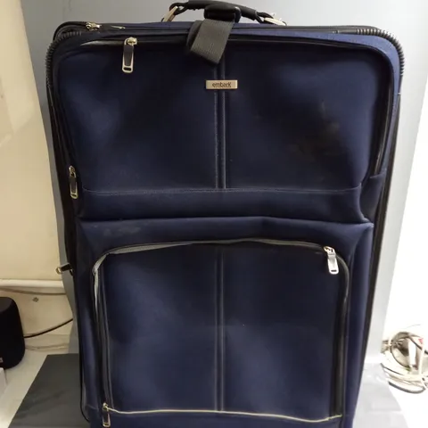 EMBARK WHEELED SUITCASE IN NAVY