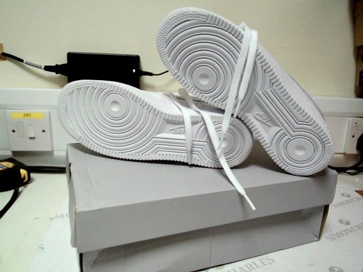 box of air force 1