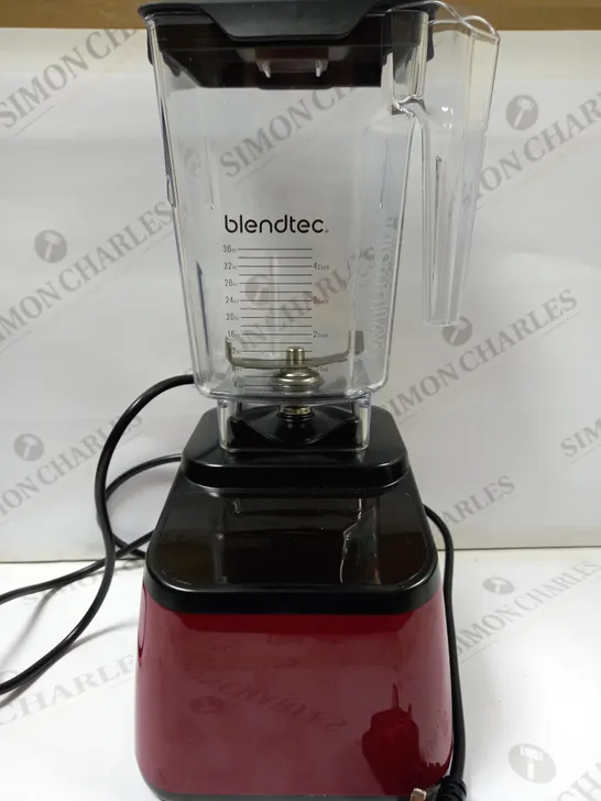 BLENDTEC DESIGNER 650 ORIGINAL BLENDER - POMEGRANATE