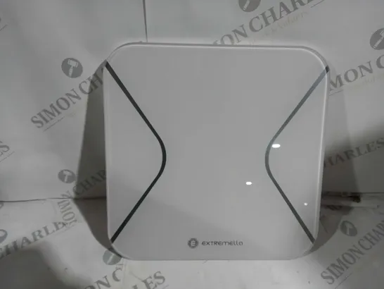 BOXED EXTREMELLA BATHROOM SCALE