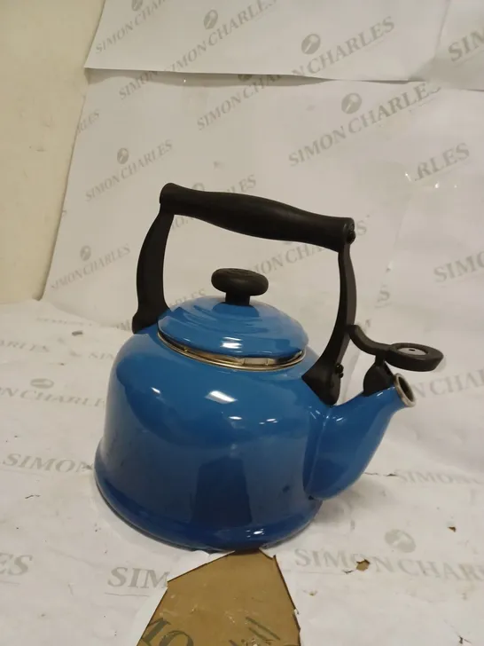 BLUE HOB KETTLE 