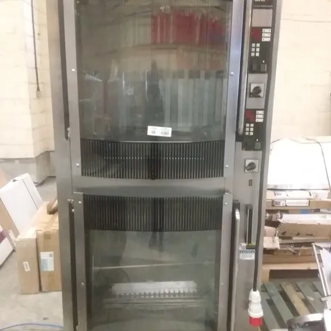 COMMERCIAL BKI LARGE DOUBLE OVEN