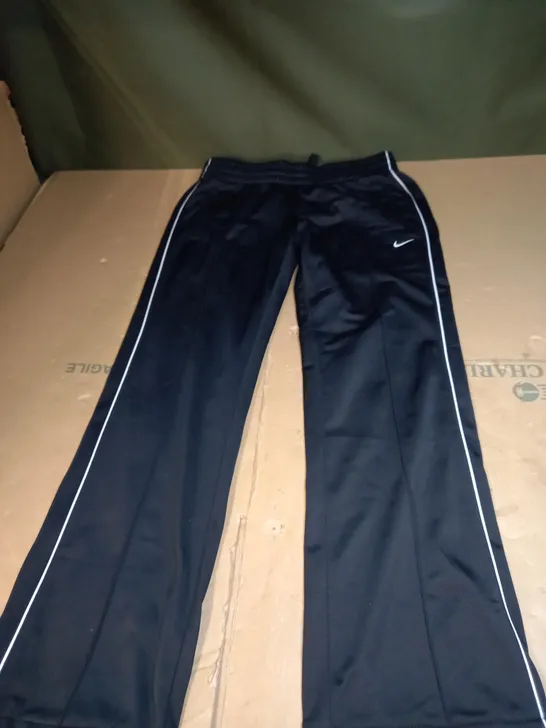 NIKE JOGGING BOTTOMS SIZE SMALL