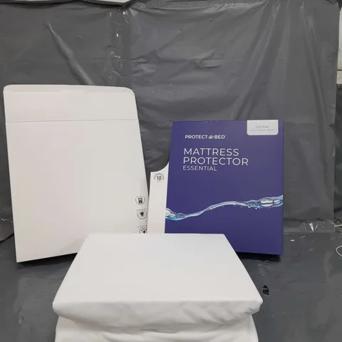 WHITE MATTRESS PROTECTOR DOUBLE