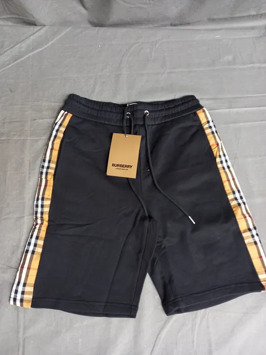 BURBERRY SHORTS IN BLACK SIZE XS