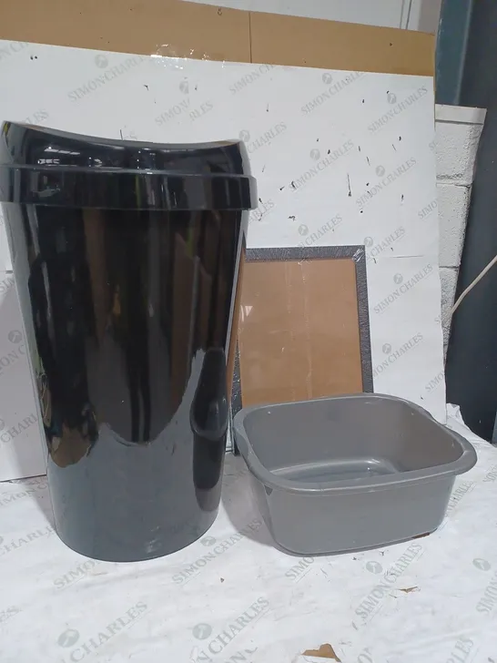 BOX OF APPROX 5 ITEMS TO INCLUDE - LUNEX WASH CONTAINER - BLACK BIN - 35X45 BLACK WOODEN FRAME ECT