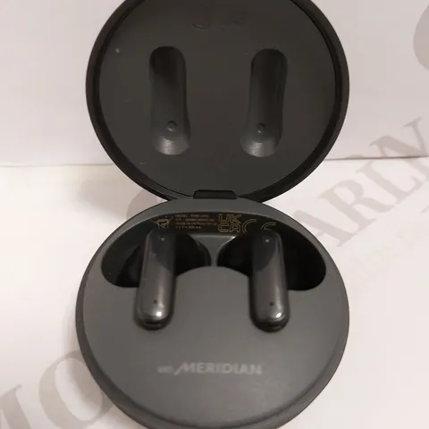 LG TONE FREE UFP5 - ENHANCED ACTIVE NOISE CANCELLING TRUE WIRELESS BLUETOOTH EARBUDS