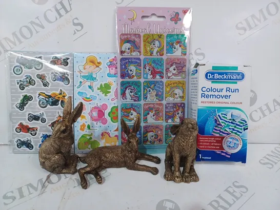 APPROXIMATELY 10 ASSORTED HOUSEHOLD ITEMS TO INCLUDE DR.BECKMANN COLOUR RUN REMOVER, MAGICAL UNICORN STICKERS, DECORATIVE RABBIT ORNAMENTS, ETC