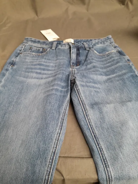 HUSH BOYFRIEND JEANS SIZE 8