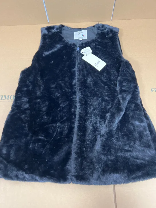 YUMI OUTERWEAR FAUX FUR GILET IN BLACK SIZE 12