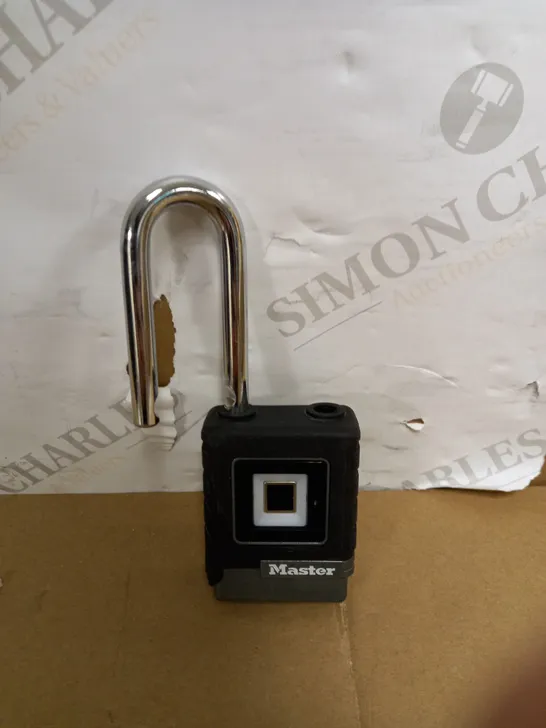 MASTER LOCK OUTDOOR BIOMETRIC SECURITY PADLOCK 