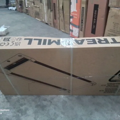 BOXED TREADMILL 