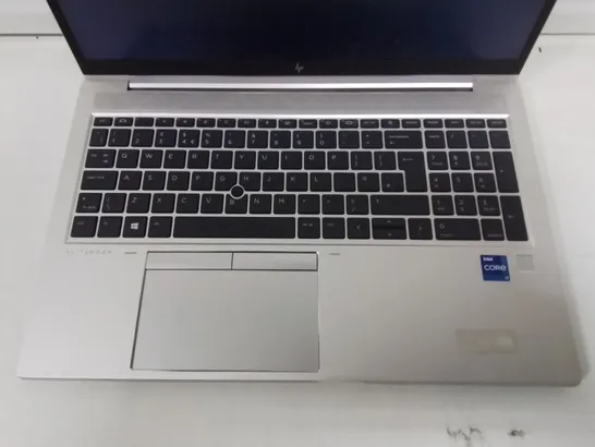 HP ELITEBOOK INTEL CORE I7 LAPTOP IN SILVER - AX201NGV