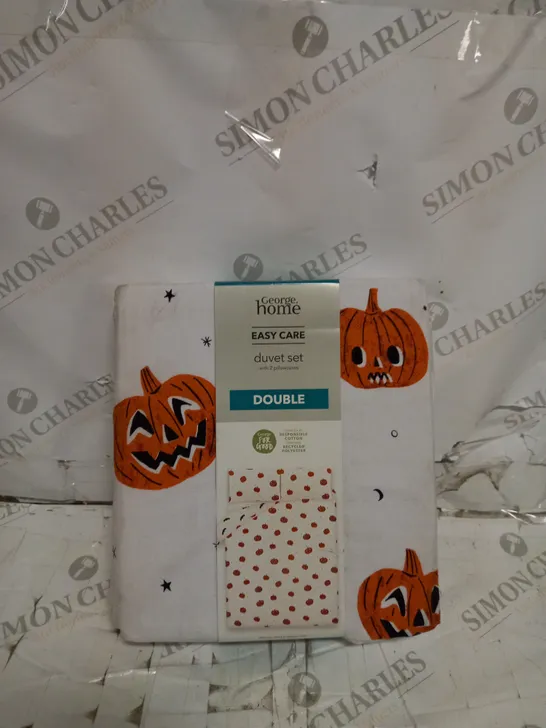 BRAND NEW GEORGE HOME HALLOWEEN DESIGNED EASY CARE DUVET SET - DOUBLE