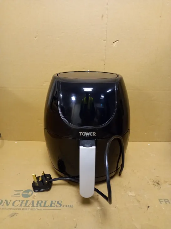 TOWER T17067 VORTX FAMILY SIZE DIGITAL AIR FRYER